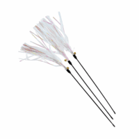 Hologrammin lailla kimaltava valkoinen kissan huiskalelu